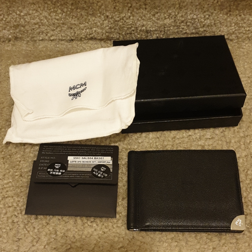 MCM Bi-fold Clip Card Case Wallet